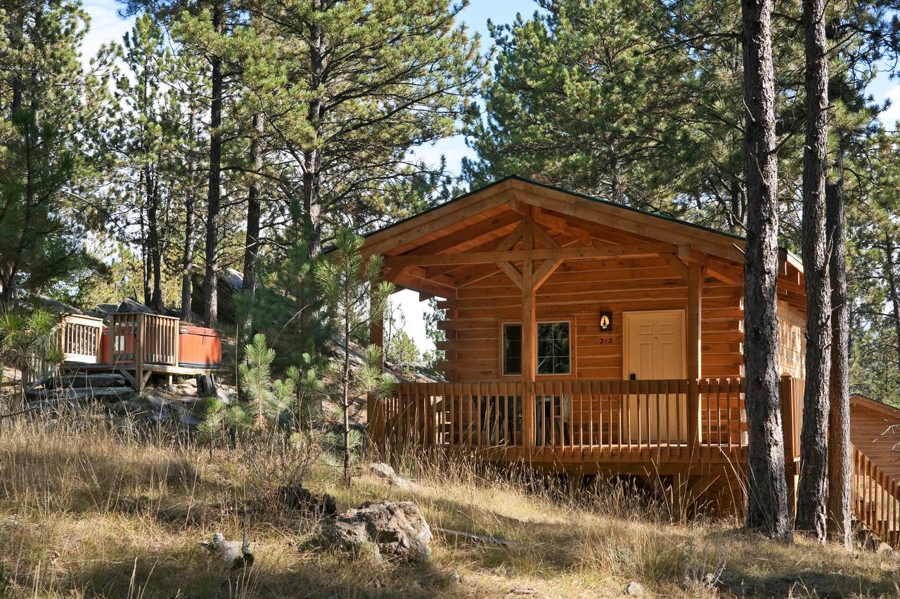 Rock Crest Lodge & Cabins Custer Εξωτερικό φωτογραφία